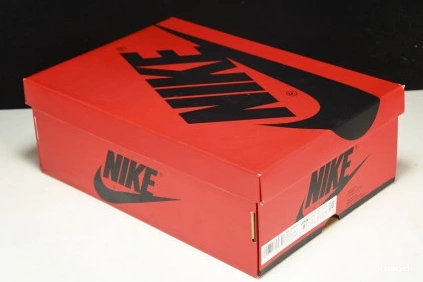 Retro High Jordan Georgetown 85 BQ4422-400 1 1217